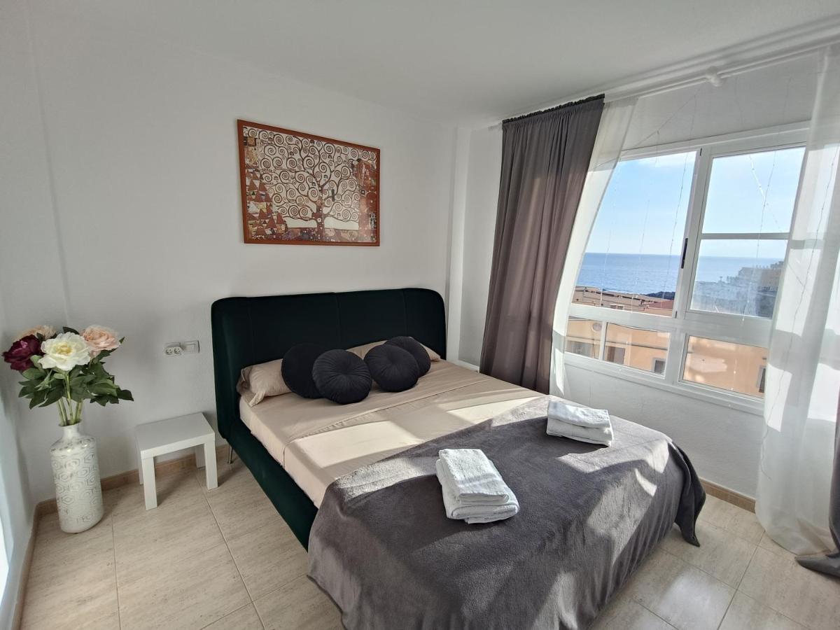 Apartamento Familiar Arcoiris Primera Linea De La Playa カジャオ・サルバヘ エクステリア 写真