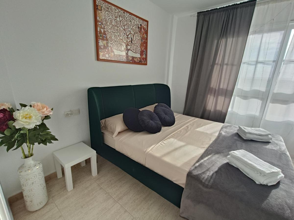 Apartamento Familiar Arcoiris Primera Linea De La Playa カジャオ・サルバヘ エクステリア 写真