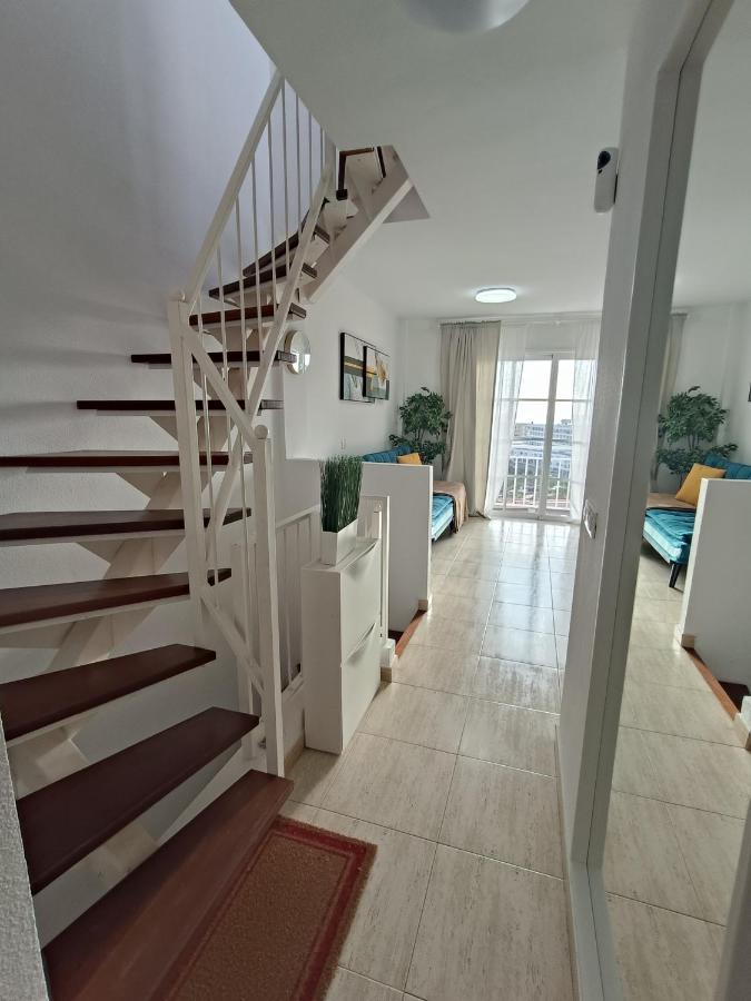Apartamento Familiar Arcoiris Primera Linea De La Playa カジャオ・サルバヘ エクステリア 写真